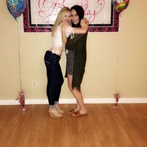 Meet your Posher, Julia